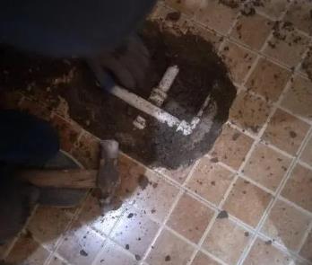 安顺市卫生间漏水维修公司为您分享下卫生间渗水如何处理及注意事项