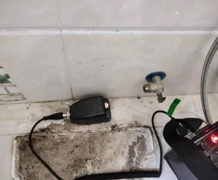 安顺市屋顶漏水维修公司分享下卫生间漏水的危害及解决方法